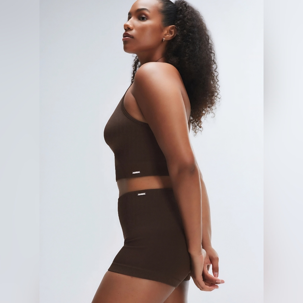 Savage X Fenty Seamless Ribbed Shorts In Brown